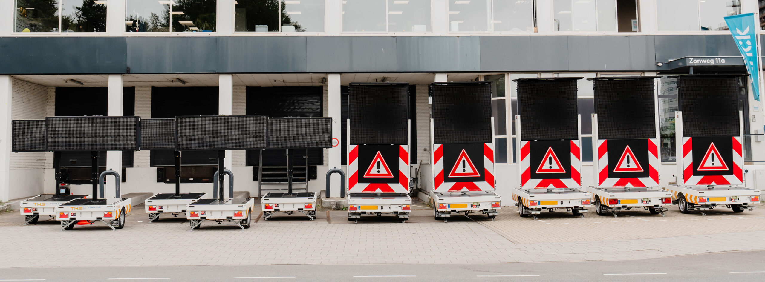 Alle tekstwagens op een rij